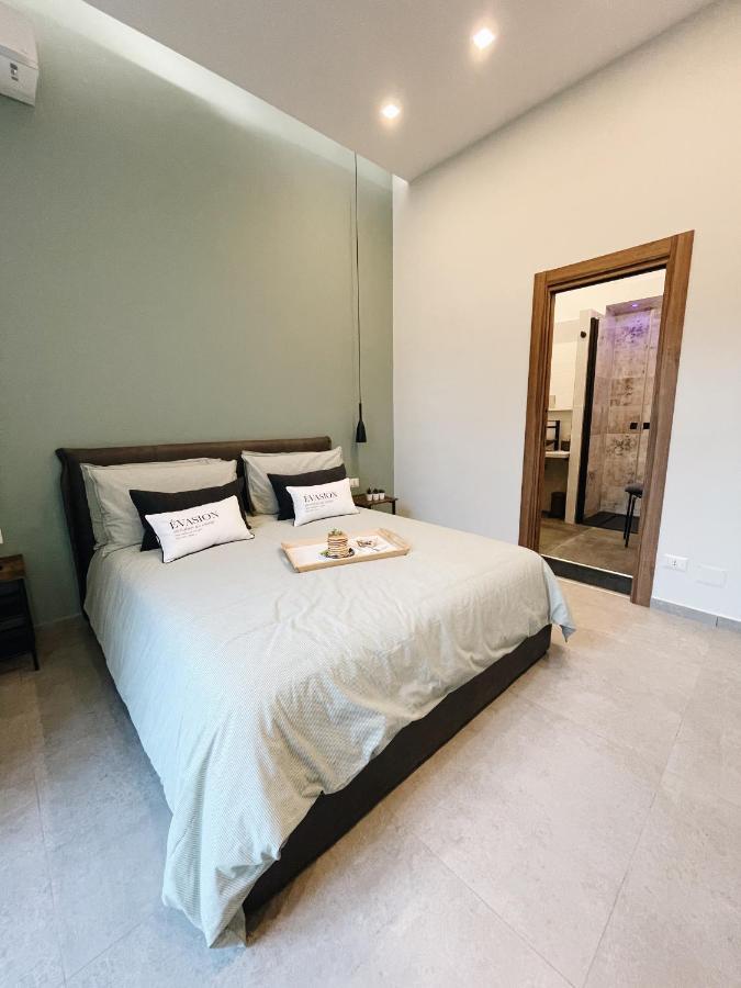 Appartement La Krianza à Naples Extérieur photo