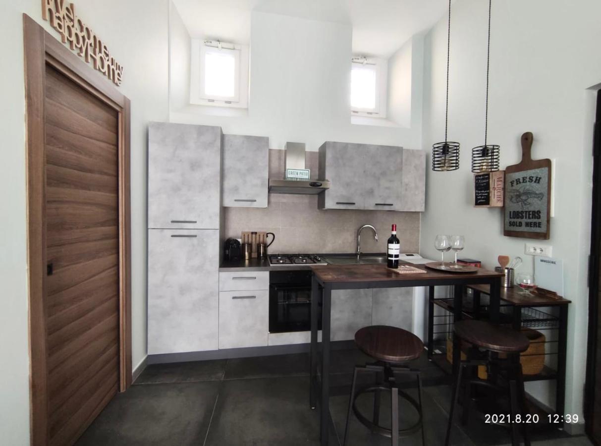 Appartement La Krianza à Naples Extérieur photo